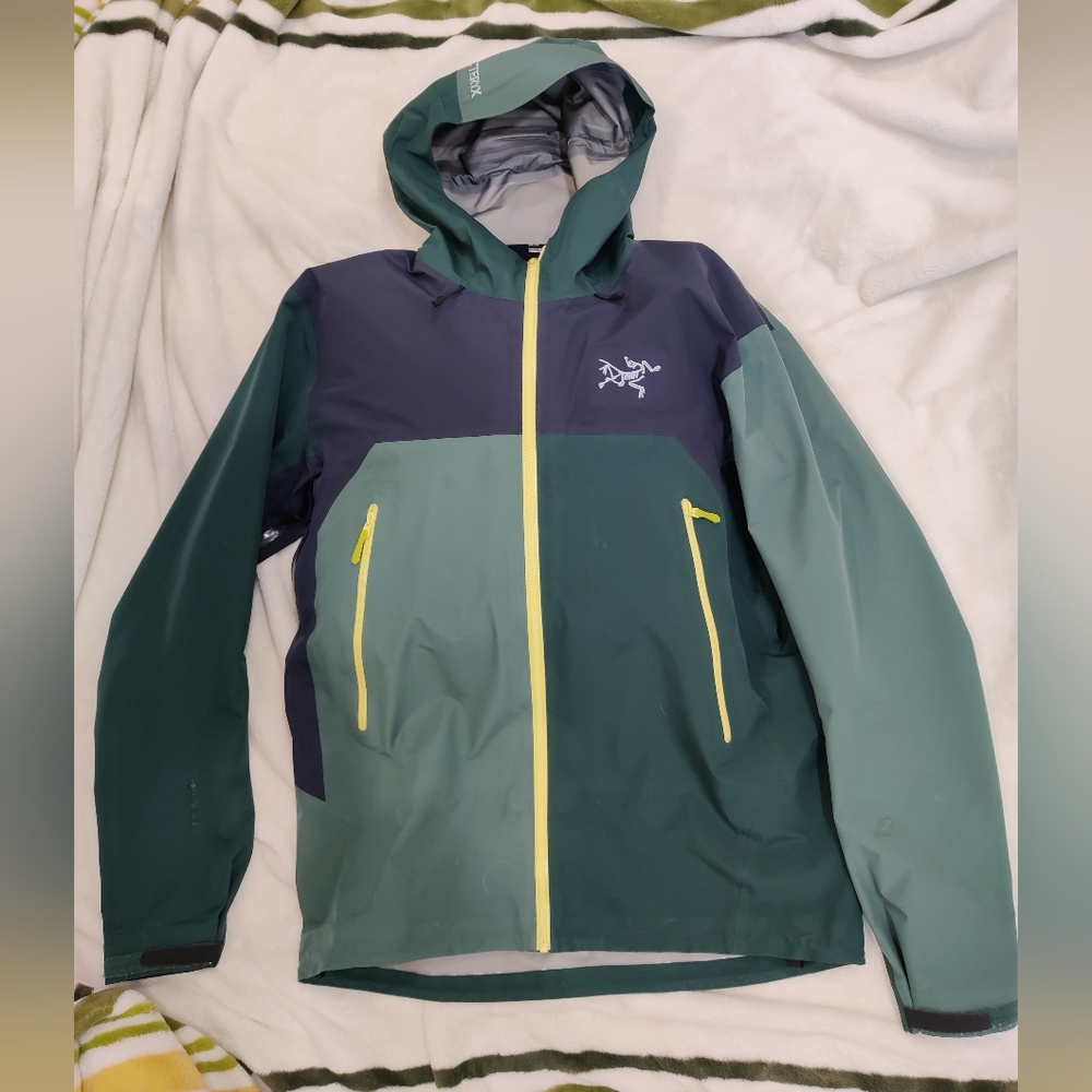 Arc'teryx Beta AR Jacket Green size M